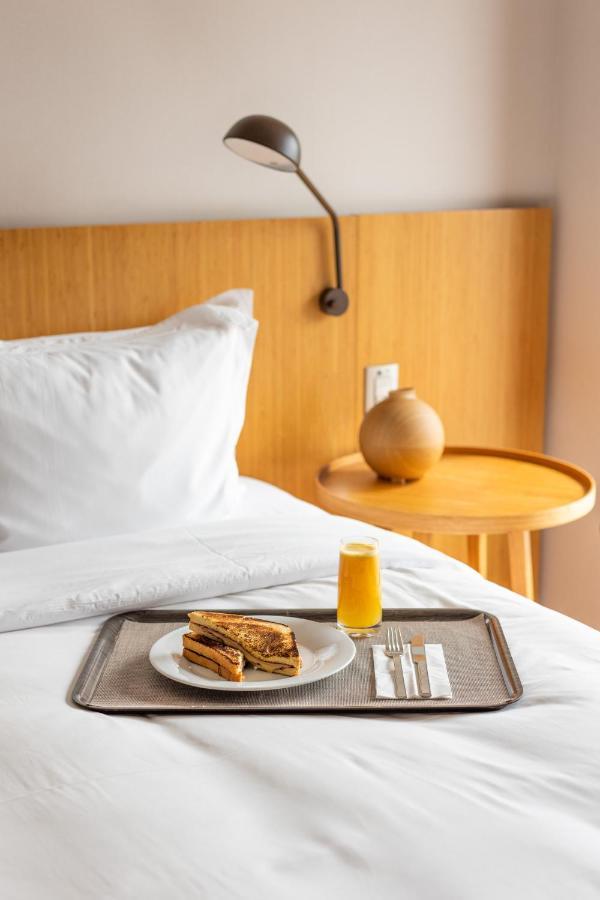 B Hotel Brasília Ngoại thất bức ảnh Room service