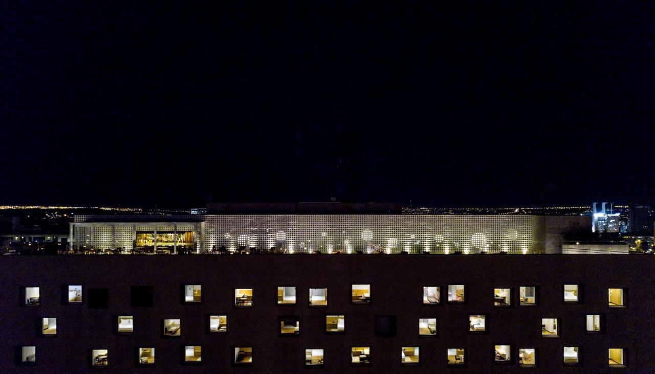 B Hotel Brasília Ngoại thất bức ảnh The museum at night
