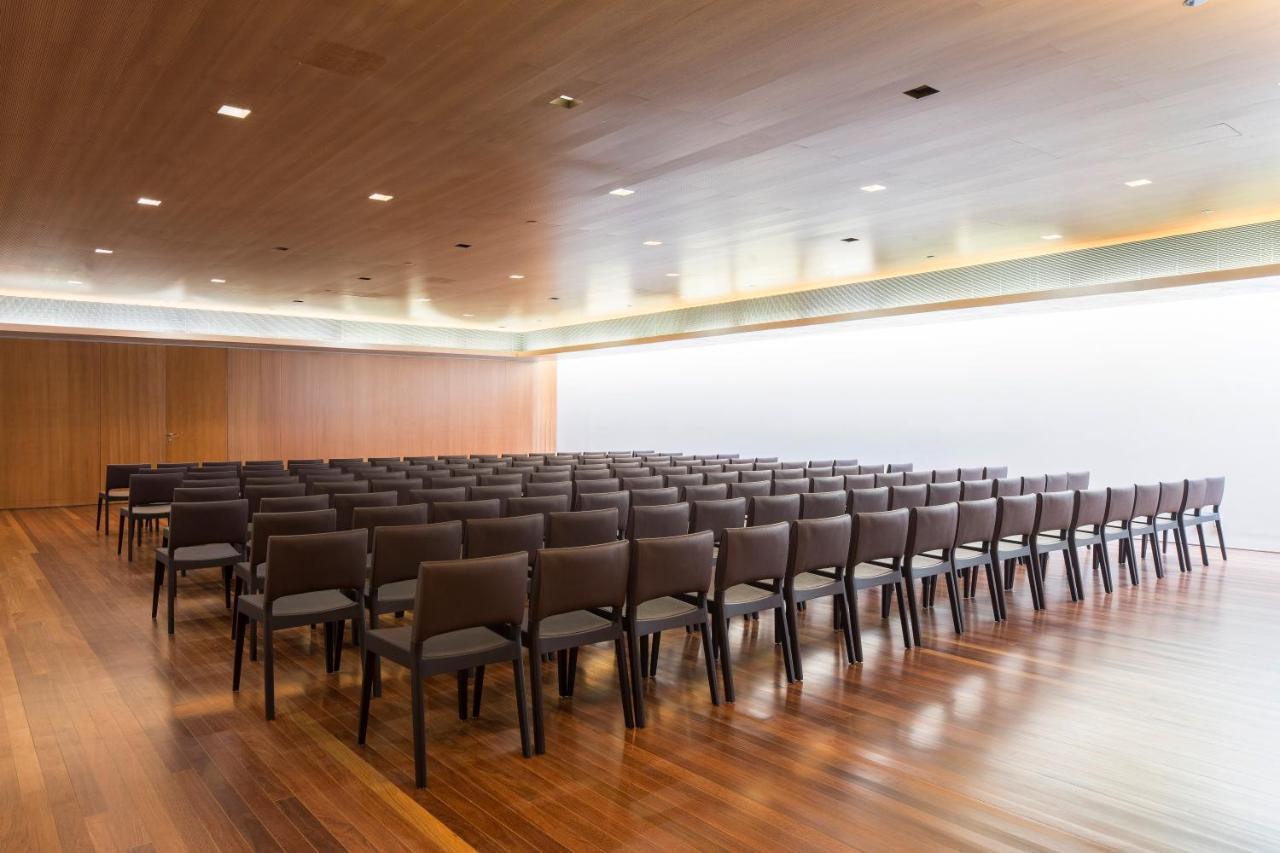 B Hotel Brasília Ngoại thất bức ảnh The auditorium